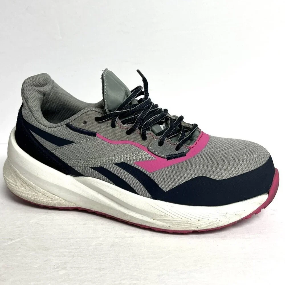 Reebok Women's Floatride Energy Daily Work Sneaker Size 8.5Wide